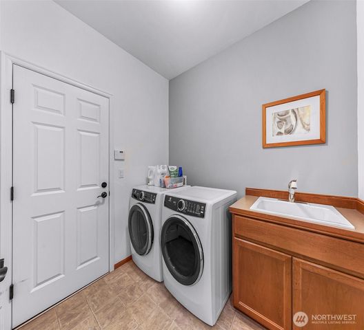 2029 240th Place SE, Bothell, WA 98021