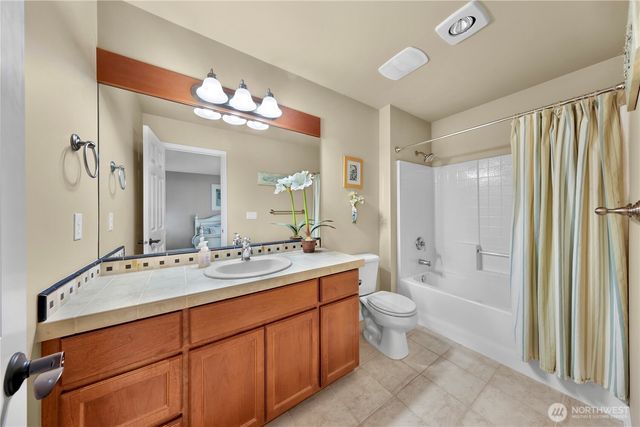 2029 240th Place SE, Bothell, WA 98021