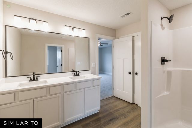 1450 Locust Street, Waukee, IA 50263