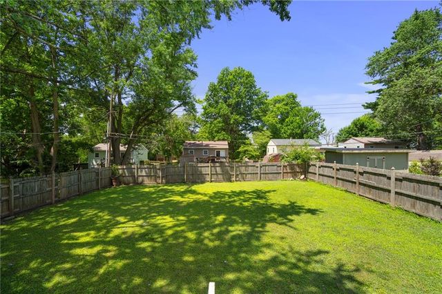 1406 N Osage Trail, Independence, MO 64058