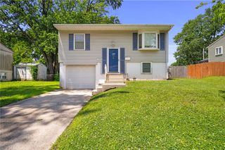 1406 N Osage Trail, Independence, MO 64058