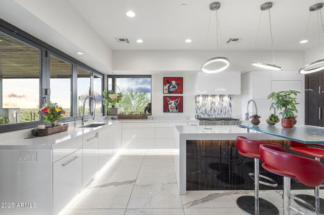 35133 N 66TH Place, Carefree, AZ 85377