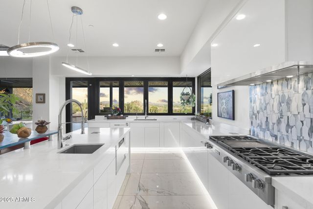 35133 N 66TH Place, Carefree, AZ 85377