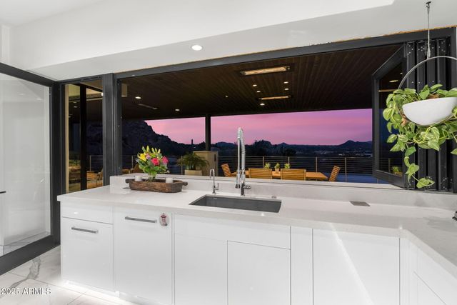 35133 N 66TH Place, Carefree, AZ 85377