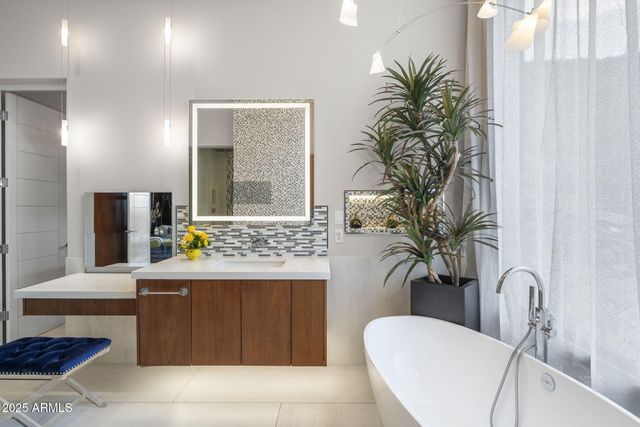 35133 N 66TH Place, Carefree, AZ 85377