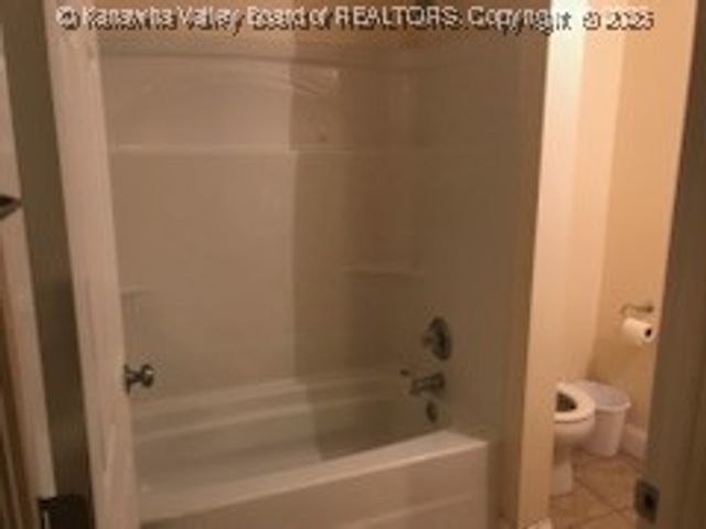 1501 15th A&B Street, Nitro, WV 25143