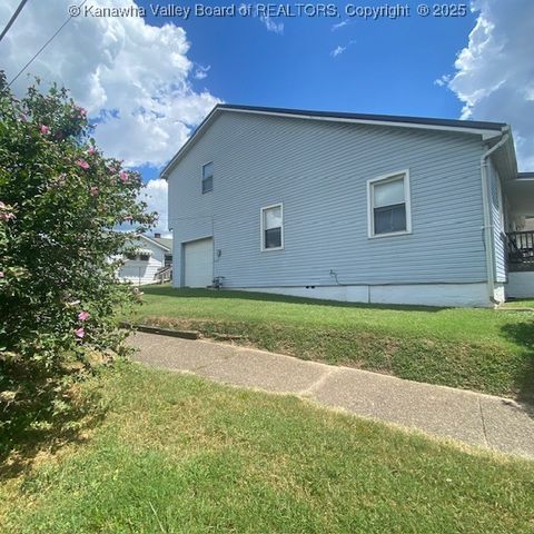 1501 15th A&B Street, Nitro, WV 25143