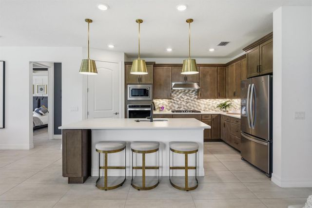2370 Rollingwood Court, Oakland Park, FL 33309