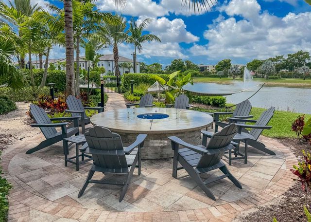 2370 Rollingwood Court, Oakland Park, FL 33309