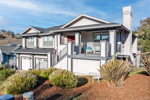 531 Tehuacan Rd, Ukiah, CA 95482