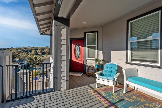 531 Tehuacan Rd, Ukiah, CA 95482