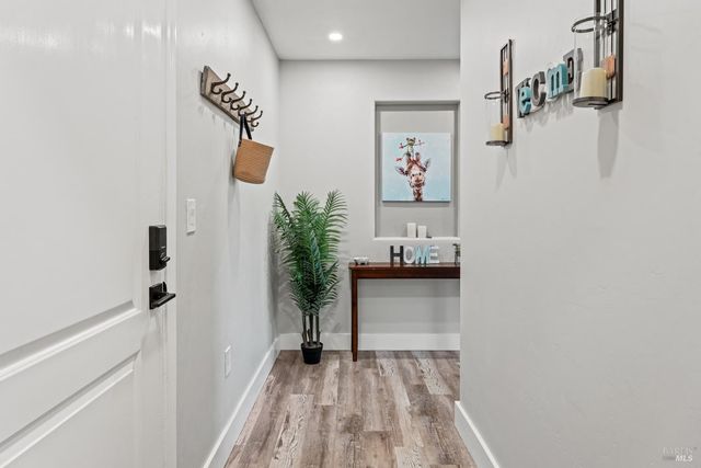 531 Tehuacan Rd, Ukiah, CA 95482