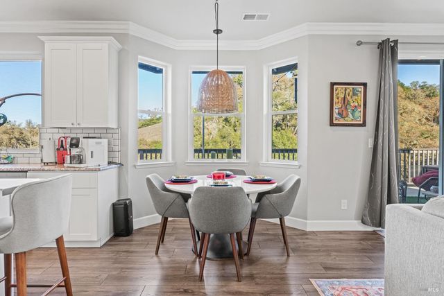 531 Tehuacan Rd, Ukiah, CA 95482