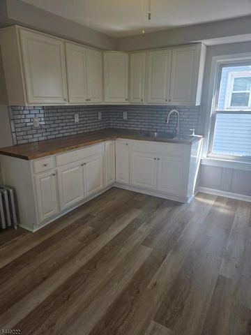 813 George St, Plainfield City, NJ 07062