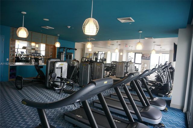 121 NE 34th St 2406A, Miami, FL 33137