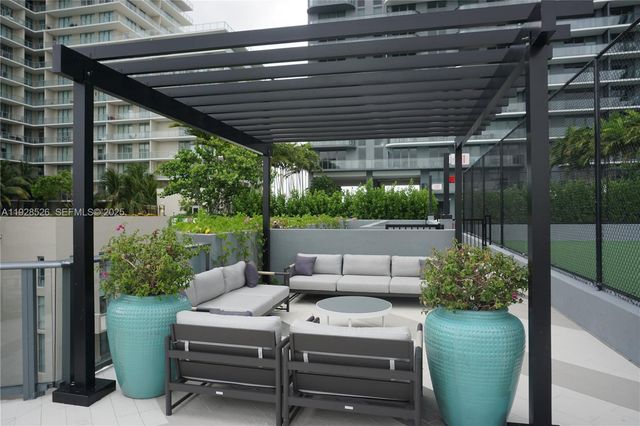 121 NE 34th St 2406A, Miami, FL 33137