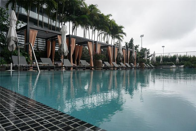 121 NE 34th St 2406A, Miami, FL 33137