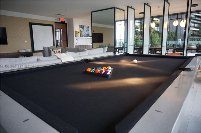 121 NE 34th St 2406A, Miami, FL 33137