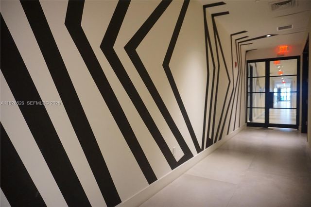 121 NE 34th St 2406A, Miami, FL 33137