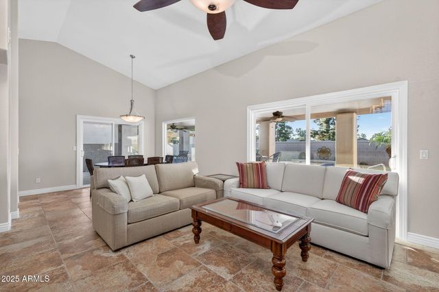 14311 W SHAWNEE Trail, Surprise, AZ 85374