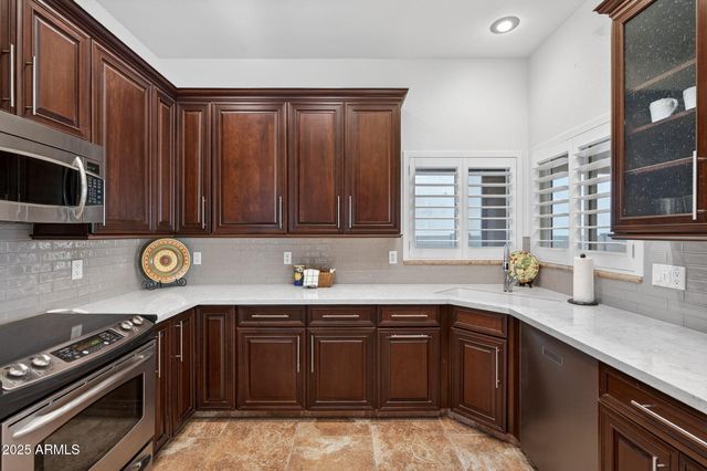 14311 W SHAWNEE Trail, Surprise, AZ 85374