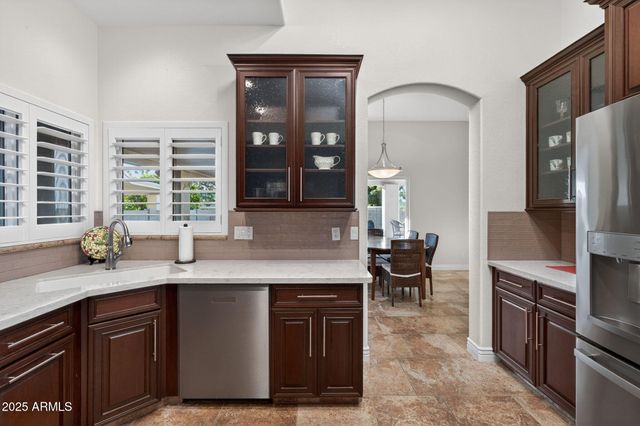 14311 W SHAWNEE Trail, Surprise, AZ 85374