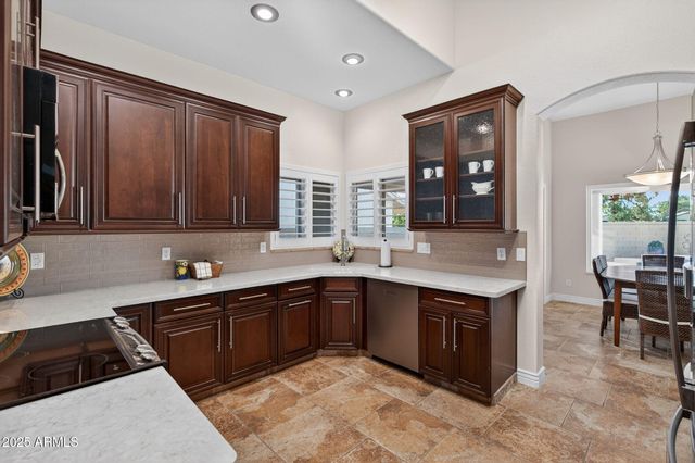 14311 W SHAWNEE Trail, Surprise, AZ 85374