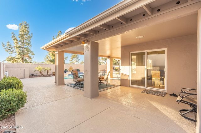 14311 W SHAWNEE Trail, Surprise, AZ 85374