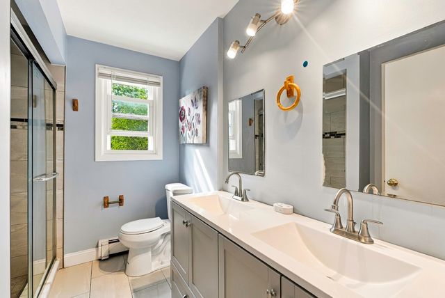 59 N Quinsigamond Ave 59, Shrewsbury, MA 01545