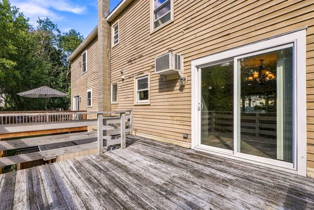 59 N Quinsigamond Ave 59, Shrewsbury, MA 01545