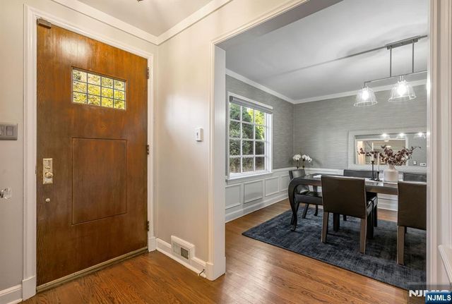 424 Braeburn Road, Ho-ho-kus, NJ 07423