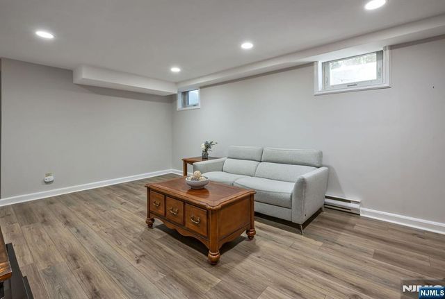 424 Braeburn Road, Ho-ho-kus, NJ 07423