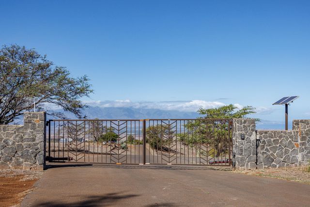 182 Hoomaikai Pl Unit B, Kula, HI 96790