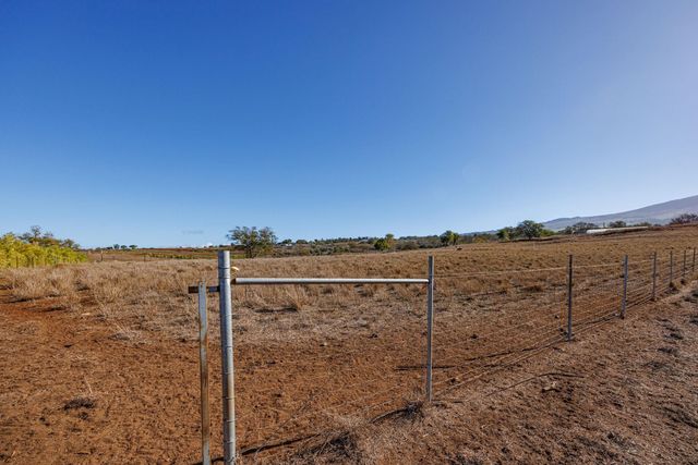 182 Hoomaikai Pl Unit B, Kula, HI 96790