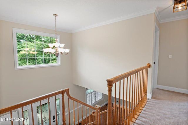 440 Indian Hills Rd, Oneida, TN 37841
