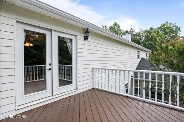 440 Indian Hills Rd, Oneida, TN 37841
