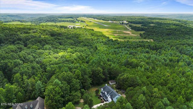 440 Indian Hills Rd, Oneida, TN 37841