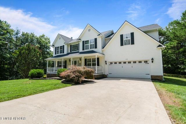 440 Indian Hills Rd, Oneida, TN 37841