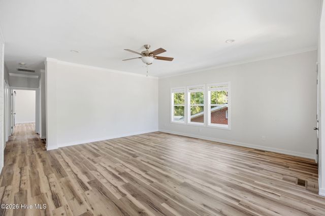 112 NE 65th Street, Oak Island, NC 28465