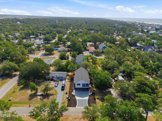 112 NE 65th Street, Oak Island, NC 28465