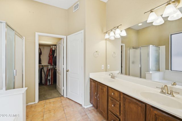 1645 E ORANGEWOOD Street, Gilbert, AZ 85296