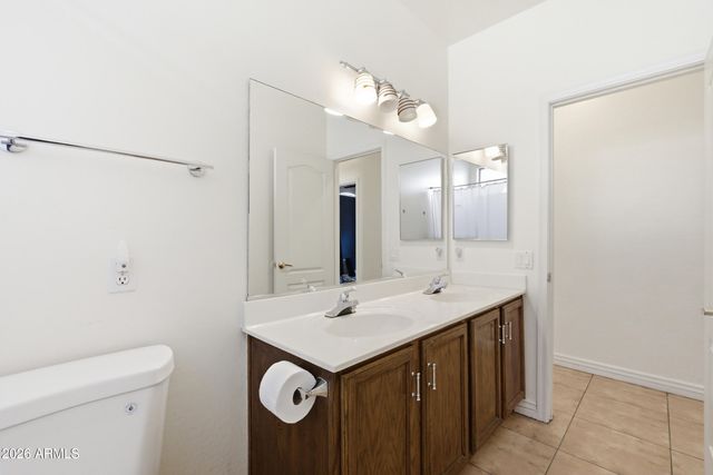 1645 E ORANGEWOOD Street, Gilbert, AZ 85296