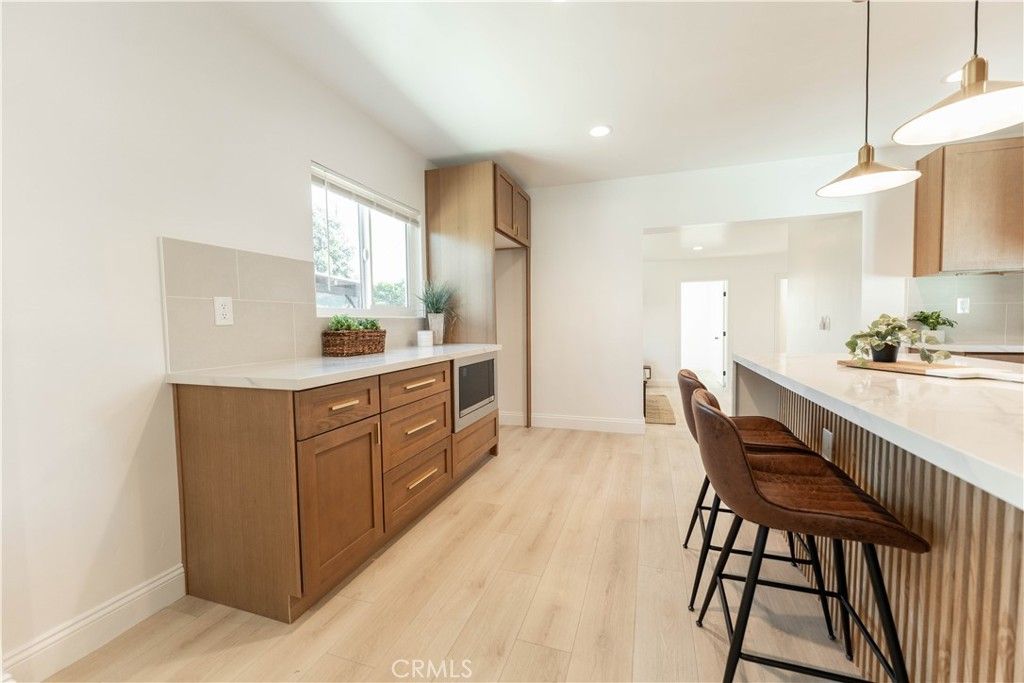 Image 8 of property listing at 1948 Floradale Avenue, South El Monte, CA 91733