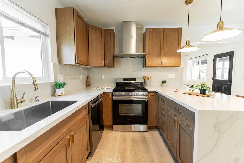 Image 9 of property listing at 1948 Floradale Avenue, South El Monte, CA 91733