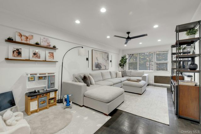 609 Palmer Road 2J, Yonkers, NY 10701