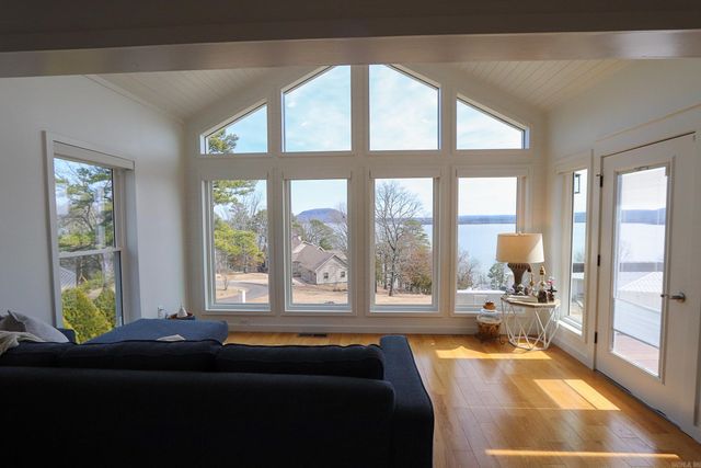 314 View Dr., Shirley, AR 72153