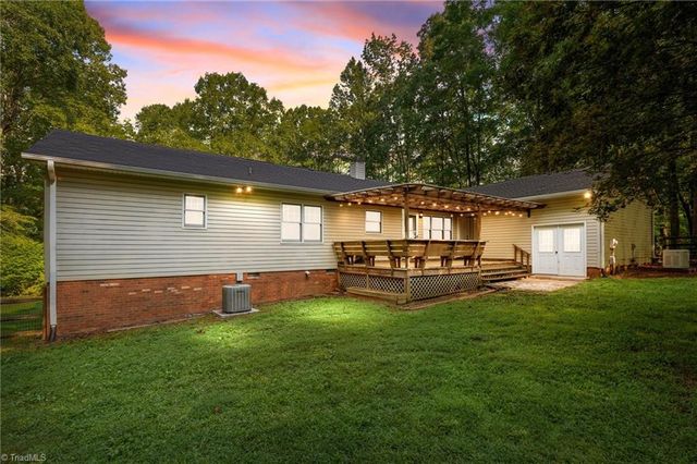 4006 Windspray Loop, Summerfield, NC 27358