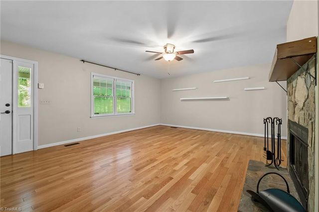 4006 Windspray Loop, Summerfield, NC 27358