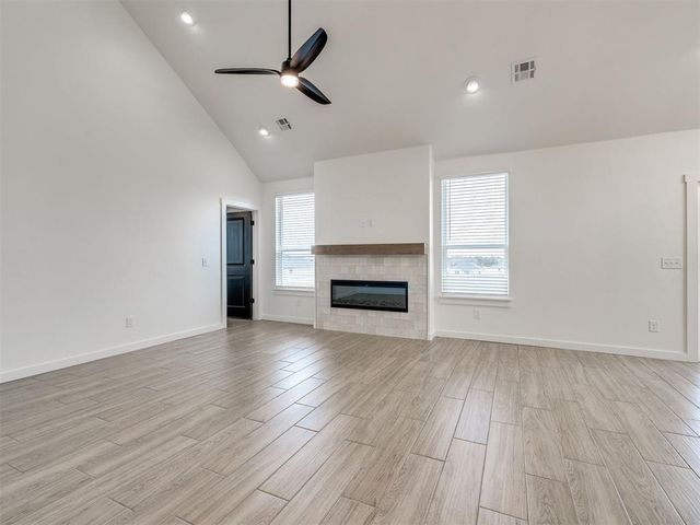 249 Sage Brush Way, Edmond, OK 73025