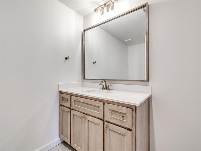 249 Sage Brush Way, Edmond, OK 73025